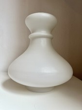 Lampadario vintage anni 50 60 in vetro opalino? H 30 cm x L 25 cm