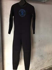 muta sub donna semistagna neoprene SCUBAPRO 5mm con cuffia nuova