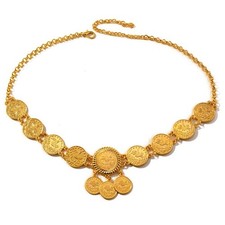 Cerchietto donna geometrico in lega oro con accenti nappa ideale per matrimonio