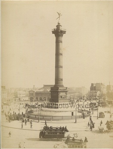 Luglio colonna plaza - luglio, trolley