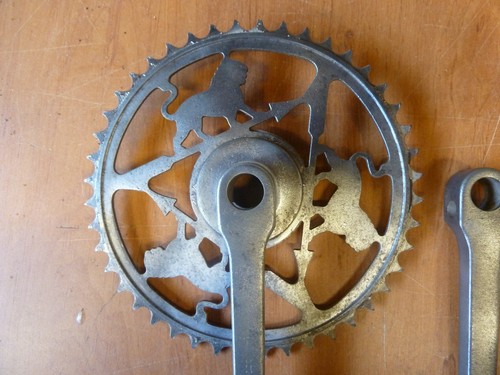 Ancien vélo pédalier peugeot - pédalier,