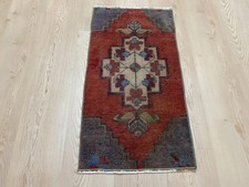 Tappeto piccolo tribale