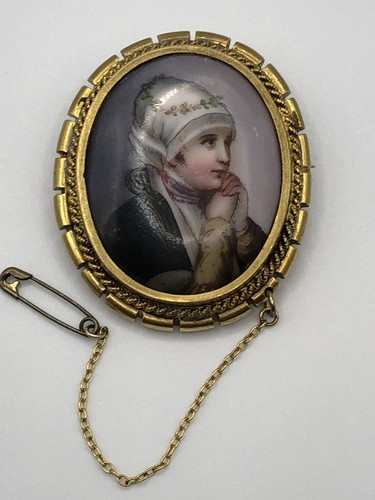 Antica spilla ritratto del