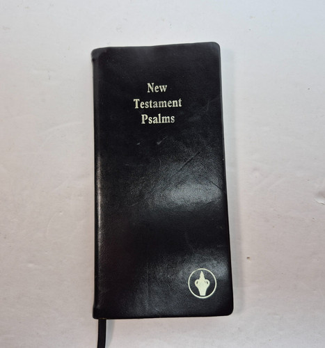 Gideon bible new - gideon,