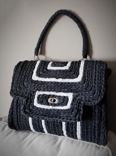 Borsa fatta mano - mano, a
