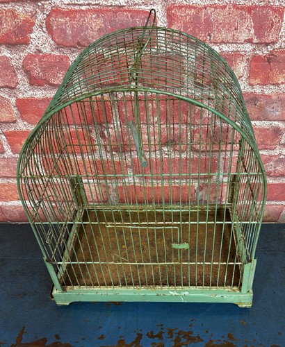 Vintage green wire - green,