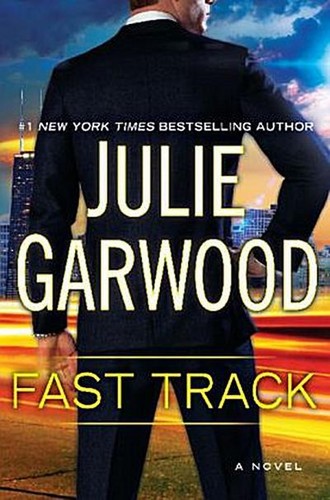 Fast track julie garwood - fast,