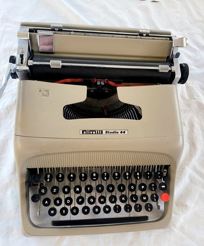 Olivetti studio anni 50 - studio, 44,