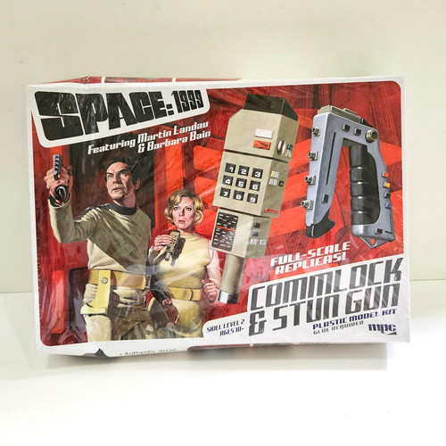 Mpc space 1999 full scale - 1999,