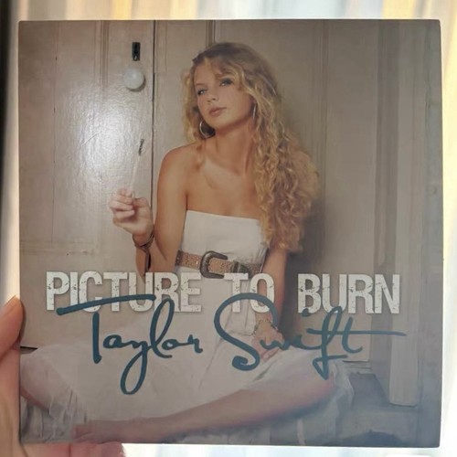 Taylor swift picture burn - swift,