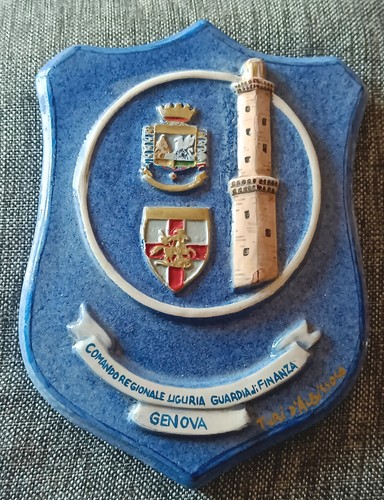 Guardia finanza crest - di,