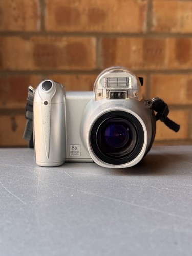 Konica minolta dimage z10 2 - dimage,