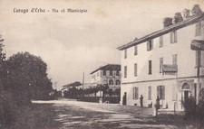 Cartolina Lurago d'Erba (Como) - Via al Municipio. 