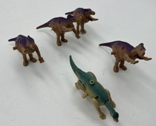 5 Personaggi Dinosaur Movie