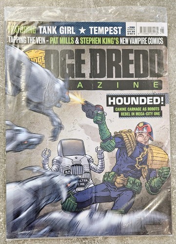 Judge dredd megazine volume - dredd,