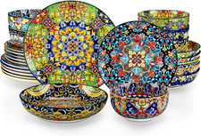 Servizio Di Piatti Colorati