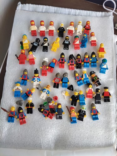 Lot figurine lego - 50,