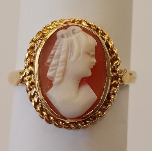 Anello antico cammeo oro