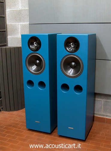 Coppia diffusori acustici