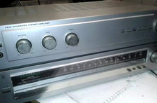 COPPIA VINTAGE DELLA PHILIPS AMPLI F 4110 + TUNER F 2110 PER PARTI RICAMBIO