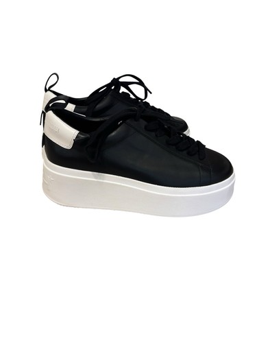 Sneakers con plateau - 🖤,