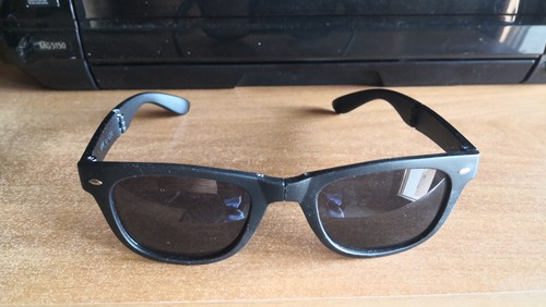 Occhiali stile wayfarer - occhiali,