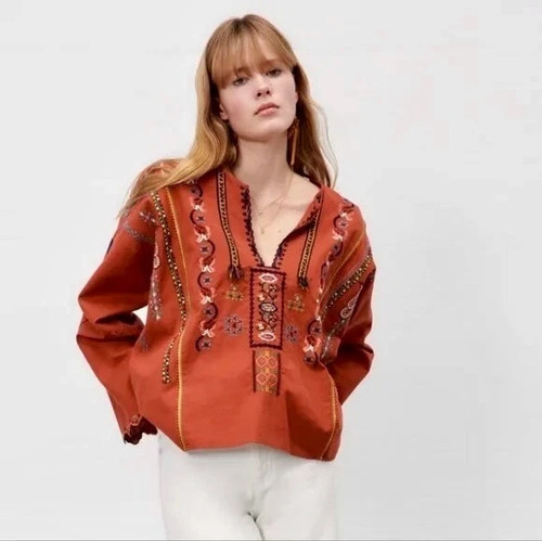 Offerta top ricamato - offerta, £18~