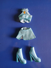 "WINX" vestiti e stivali per Bambola "BLOOM", "Magic WINX", 2004, colore azzurro
