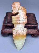 Ciondolo pugnale-ascia figure