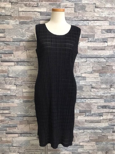 Abito smanicato nero issey - smanicato,