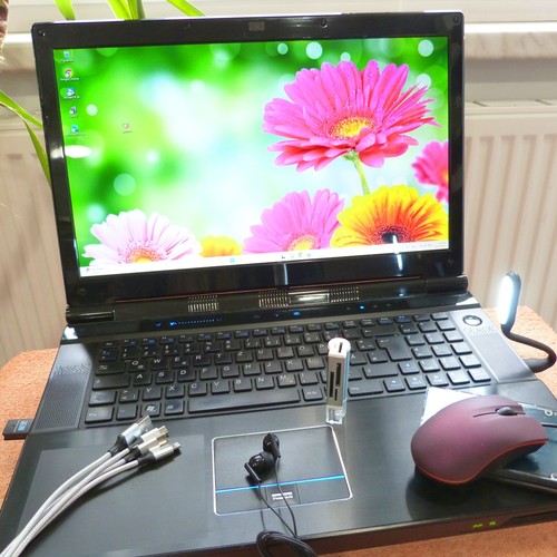 Xmg clevo x7200 workstation - xmg,