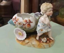 Antica Porcellana fine '800 Angelo che porta un Uovo decorato Fiori Marchio 