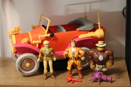 Due action figure 100 - figure, 100%