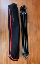 Treppiede Manfrotto modello  547B Testa 701 HDV