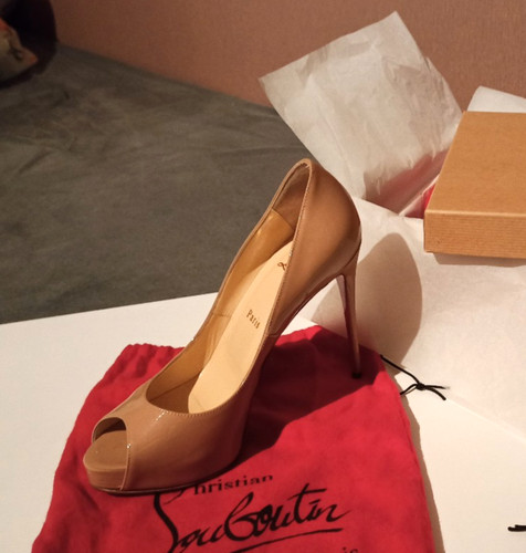 Christian louboutin new - christian,