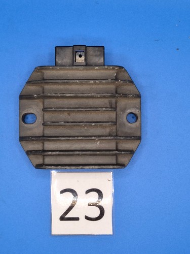 Regolatore di tensione - [22],