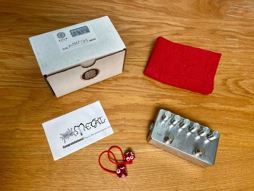 Zvex box metal usa - zvex, serie