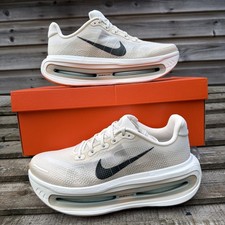 Nuove Nike Vomero Premium Pale