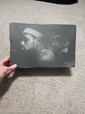 Nike LEBRON Vlll QS scatola