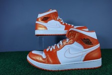 Nike Air Jordan 1 Mid SE