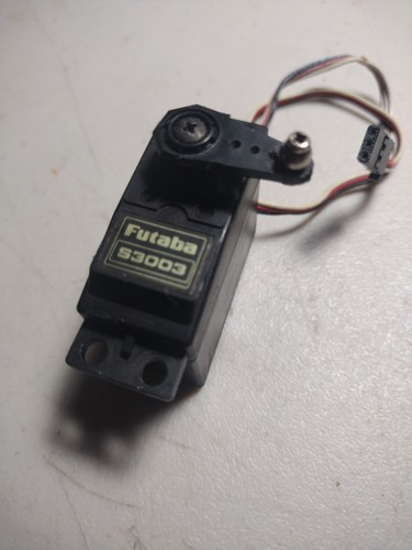Servo standard futaba s3003 - standard,