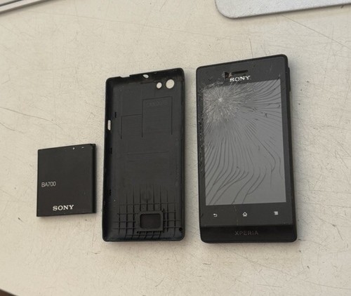 Sony xperia miro st23i - sony,