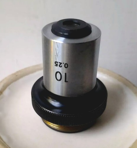 Obiettivo per microscopio