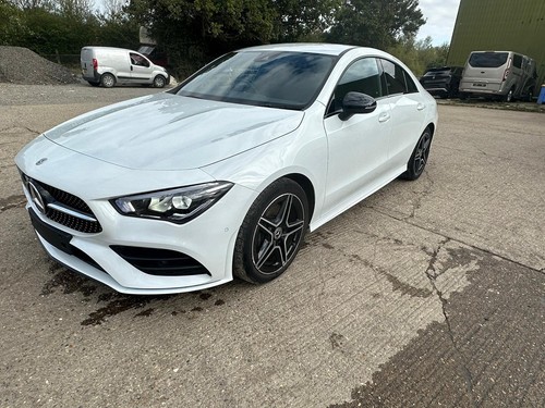 Mercedes benz cla - benz, breaking