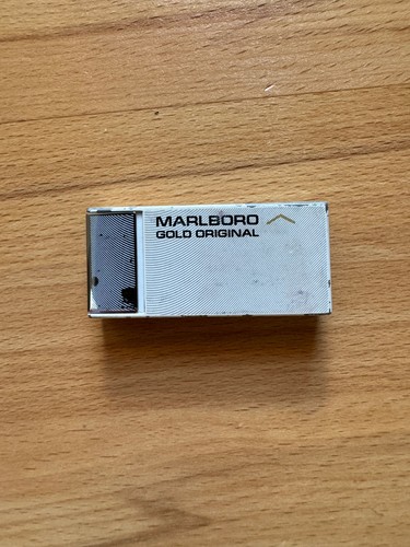Accendino marlboro oro - accendino,