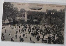 1909 GERMANIA CARTOLINA WIESBADEN + Curhaus con ZEPPELIN + popolo + foto in bianco e nero + usato - g573
