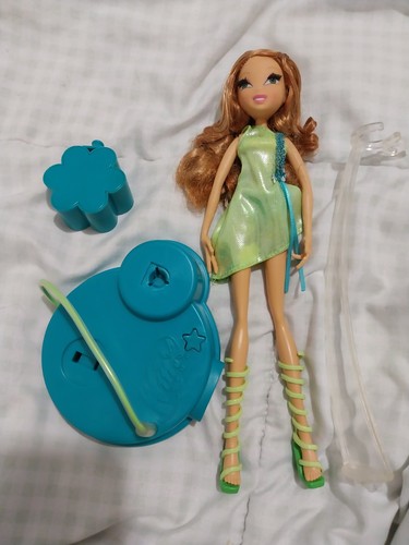 Poupee winx flora doll - winx,