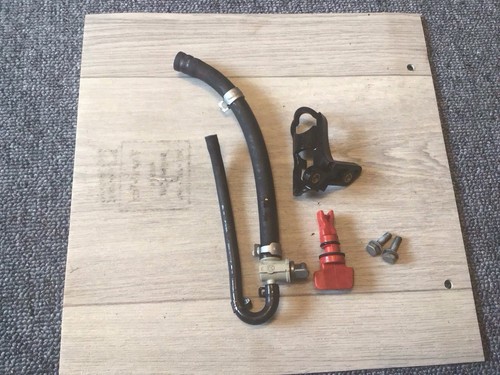 Gruppo tubo carburante - , e
