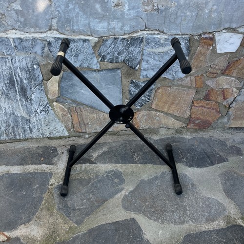 Cavalletto per tastiera