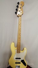 FENDER MEXICO PLAYER SERIES